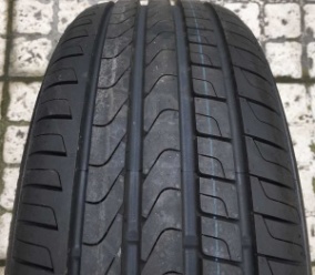 PIRELLI  P7 Cinturato  205/50 R17 89V