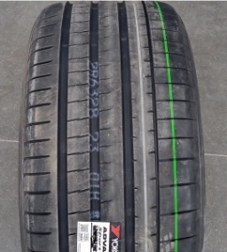YOKOHAMA  V107D  225/60 R18  104W  
